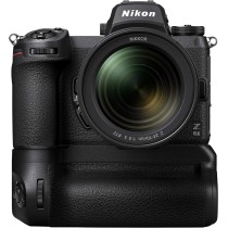 Nikon Aparat bezlusterkowy Z6 II Body (24,5 megapikseli, ultra szeroki ISO, 14 kl./s, AF z wykrywaniem oczu, podwójne gniazda na